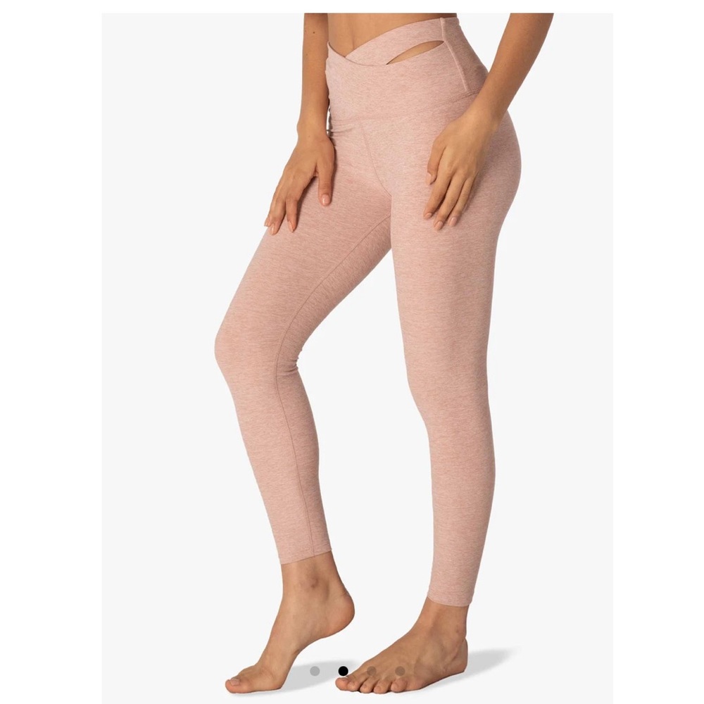 Beyond Yoga Hi Waisted Midi Legging NWOT